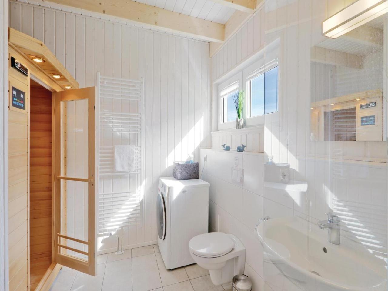 Stunning Home In Ostseeresort Olpenitz With Sauna Exterior photo
